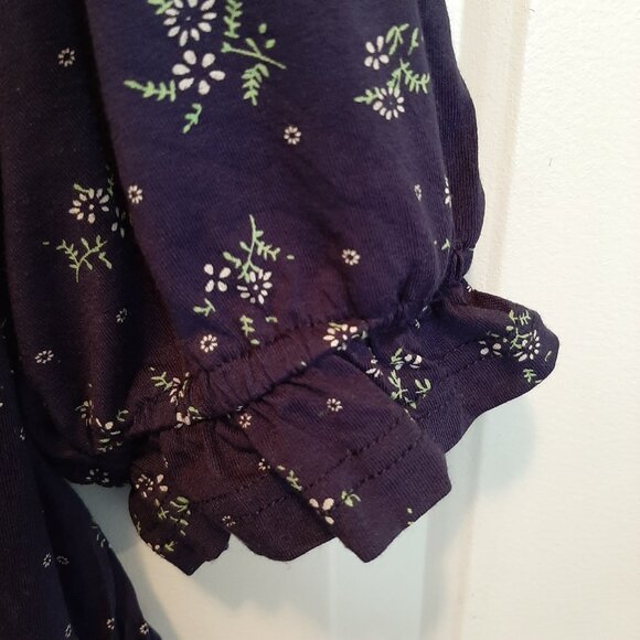 Sale!!! Cute Tunic Top; Deep V-Neck; Navy w/ Tiny Floral Print; Betro - Picture 5 of 5